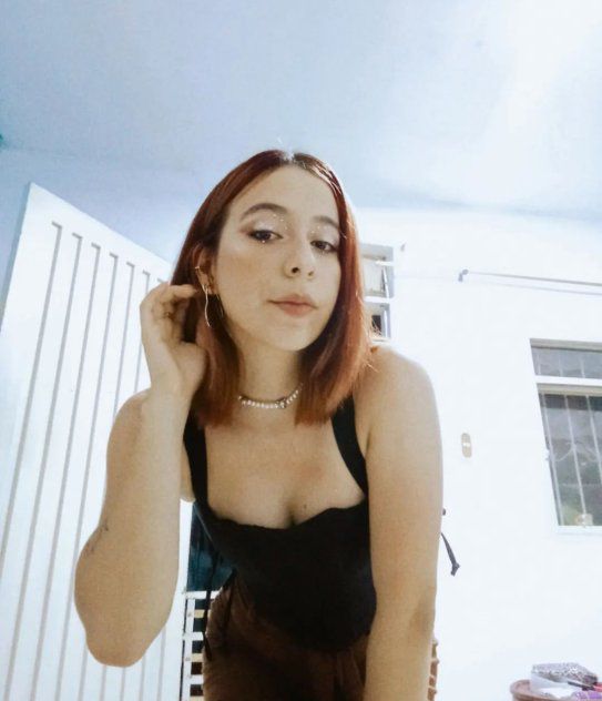 Hey there I’m Scarlett I’m a very cute hot and cute bitch chick I like to have fun with someone that has a great sens...